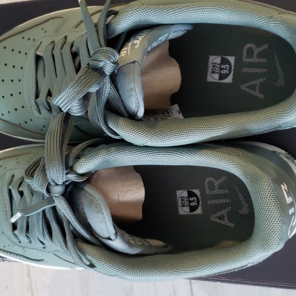 Nike Air Air Force 1 - Picture 7 of 11